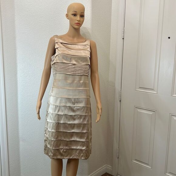 Tricot Silk Dress Gold Scoop Neck Sleeveless Layered Slimming Midi Pearl Buttons - Picture 1 of 11